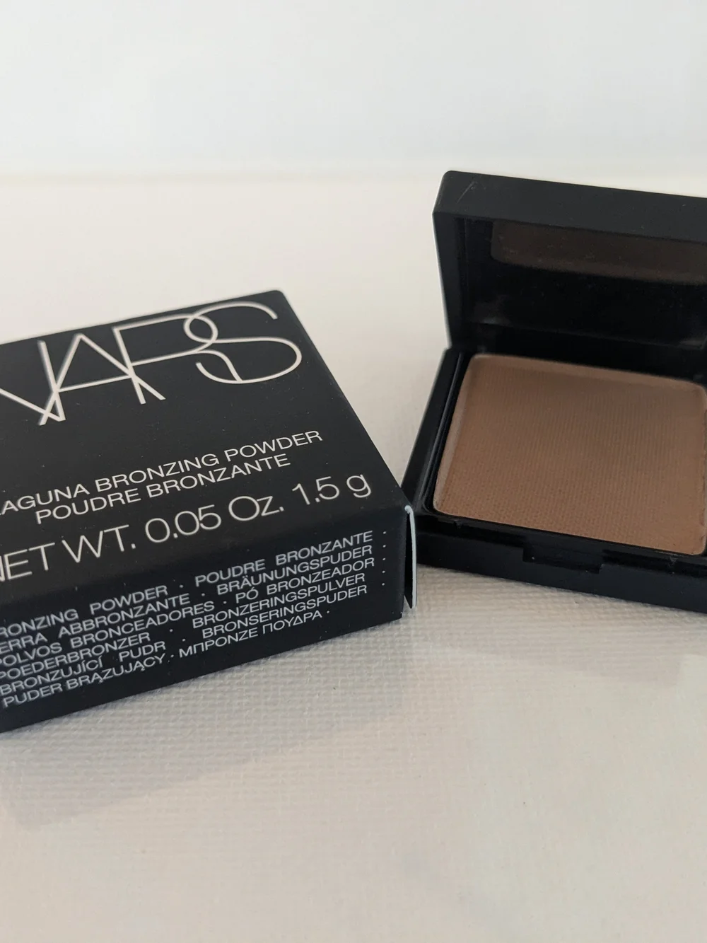 NARS Bronzing Powder Compact in Warm Brown